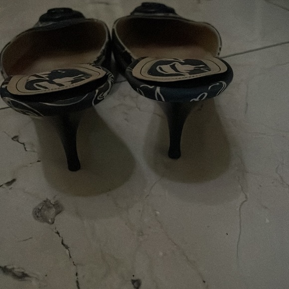 Chanel open heel shoes - Picture 3 of 6